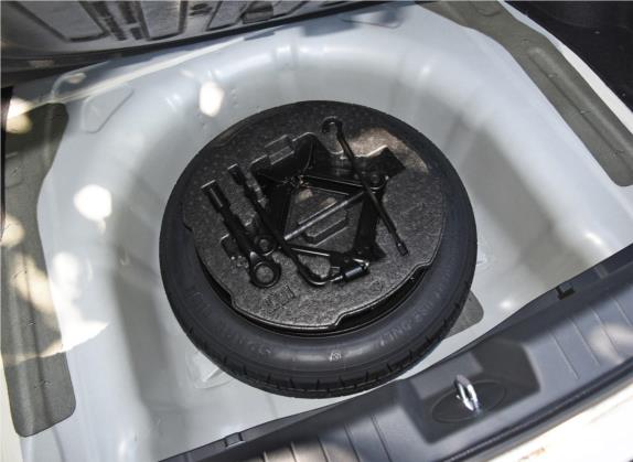 名图 2019款 1.8L 自动尊贵型DLX 国VI 其他细节类   备胎