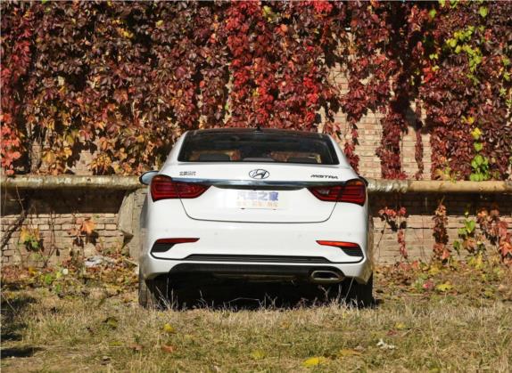 名图 2019款 1.8L 自动尊贵型DLX 国VI 外观   正后