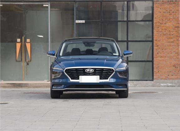 名图 2021款 1.8L CVT LUX尊贵版 外观   正前