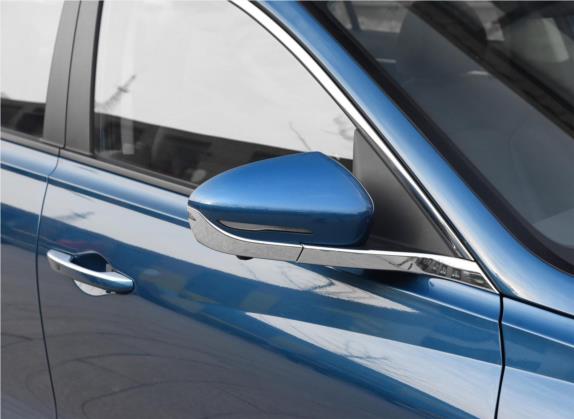 名图 2021款 1.8L CVT LUX尊贵版 外观细节类   外后视镜