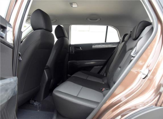 北京现代ix25 2015款 1.6L 手动两驱时尚型GS 车厢座椅   后排空间