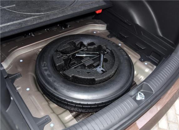 北京现代ix25 2015款 1.6L 自动两驱时尚型GS 其他细节类   备胎