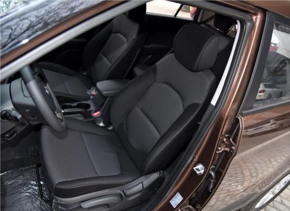 北京现代ix25 2015款 1.6L 自动两驱时尚型GS 车厢座椅   前排空间