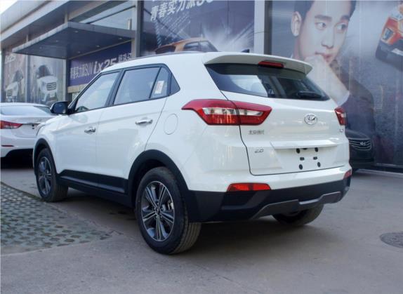 北京现代ix25 2015款 2.0L 自动两驱智能型GLS 外观   斜后