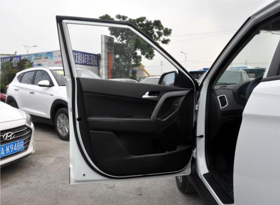北京现代ix25 2017款 1.6L 自动智能型 车厢座椅   前门板
