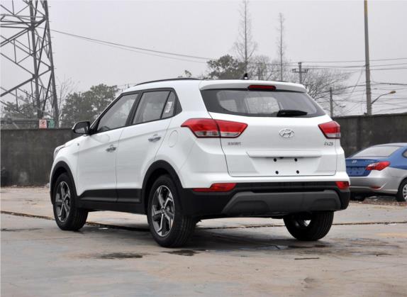 北京现代ix25 2019款 1.6L 自动智能型纪念款 外观   斜后