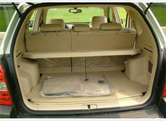 途胜 2006款 2.7L 自动四驱豪华型 车厢座椅   后备厢