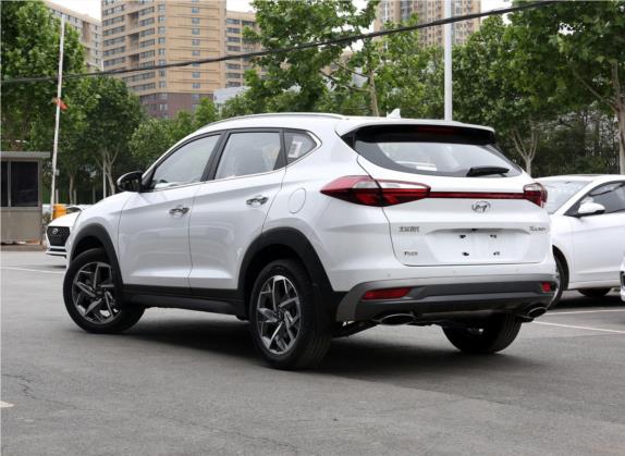 途胜 2019款 280TGDi 双离合两驱豪华版 国V 外观   斜后