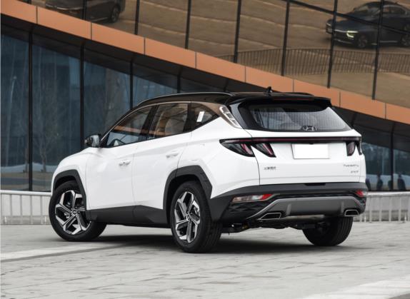 途胜 2021款 途胜L 1.5T DCT TOP旗舰版 外观   斜后