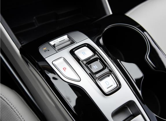 途胜 2021款 途胜L 1.5T DCT TOP旗舰版 中控类   挡把