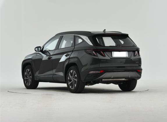 途胜 2022款 途胜L 2.0L 混动·旗舰版 外观   斜后