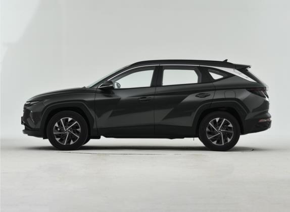 途胜 2022款 途胜L 2.0L 混动·旗舰版 外观   正侧