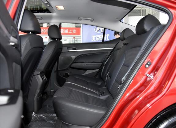 领动 2016款 1.6L 自动智炫·豪华型 车厢座椅   后排空间