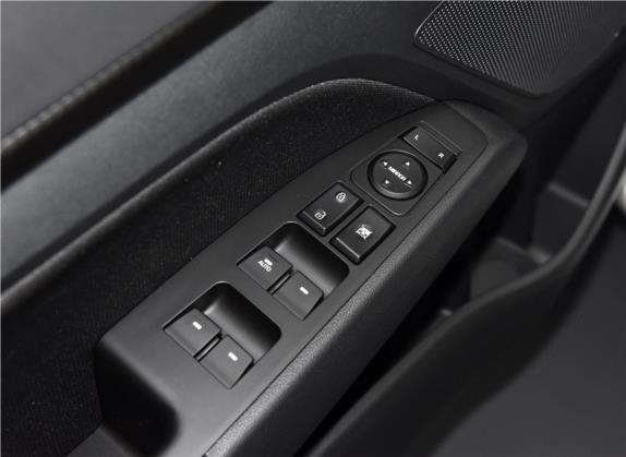 领动 2016款 1.4T 双离合炫动·活力型 车厢座椅   门窗控制