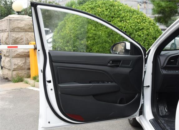 领动 2019款 1.4T 双离合炫动·活力型 车厢座椅   前门板