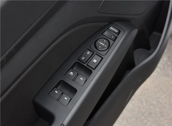 领动 2019款 1.4T 双离合炫动·活力型 车厢座椅   门窗控制