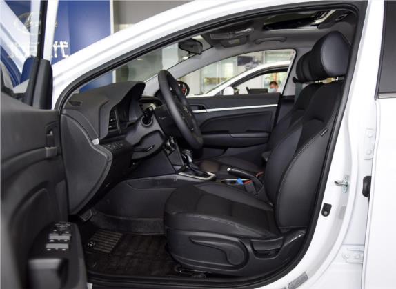 领动 2020款 1.5L CVT智炫·精英型 车厢座椅   前排空间