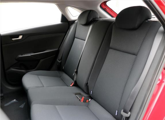 悦纳RV 2017款 1.4L 自动炫酷版GLS 国V 车厢座椅   后排空间