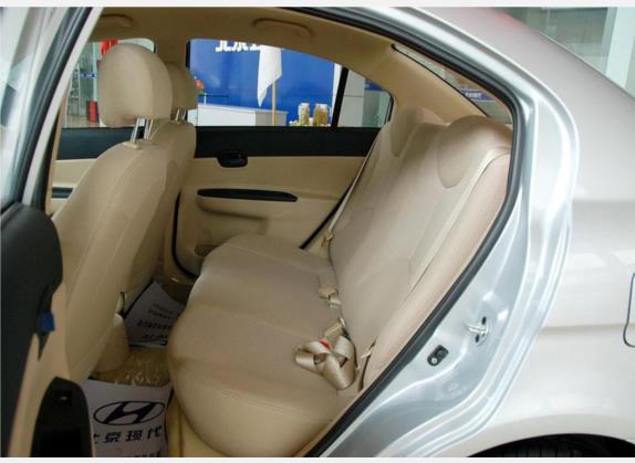 雅绅特 2008款 1.4手动舒适型 车厢座椅   后排空间