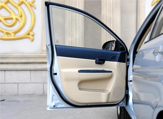 雅绅特 2011款 1.4手动舒适型 车厢座椅   前门板