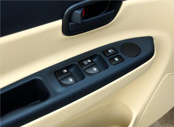 雅绅特 2011款 1.4手动舒适型 车厢座椅   门窗控制