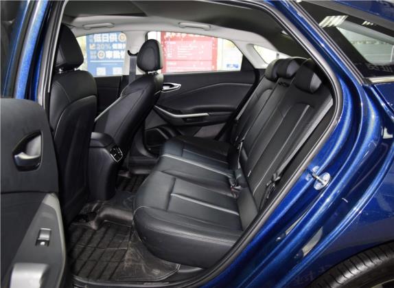 菲斯塔 2019款 280TGDi 智速版 国V 车厢座椅   后排空间