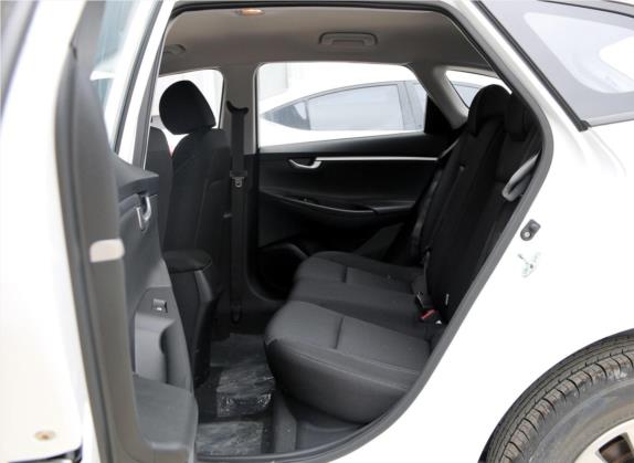 逸行 2018款 1.6L 自动逸享型 国V 车厢座椅   后排空间