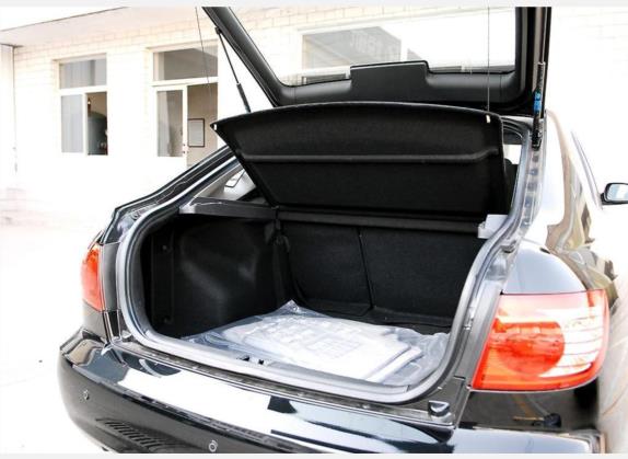 伊兰特 2007款 1.6L 两厢手动豪华型 车厢座椅   后备厢