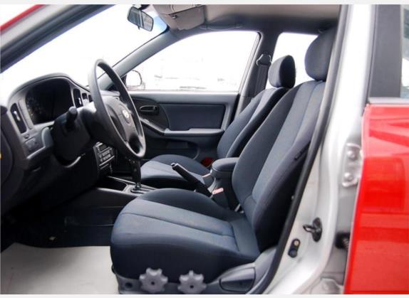 伊兰特 2007款 1.6L 两厢自动豪华型 车厢座椅   前排空间
