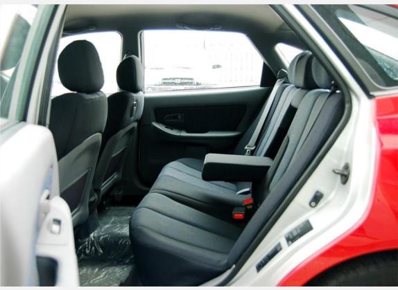 伊兰特 2007款 1.6L 两厢自动豪华型 车厢座椅   后排空间