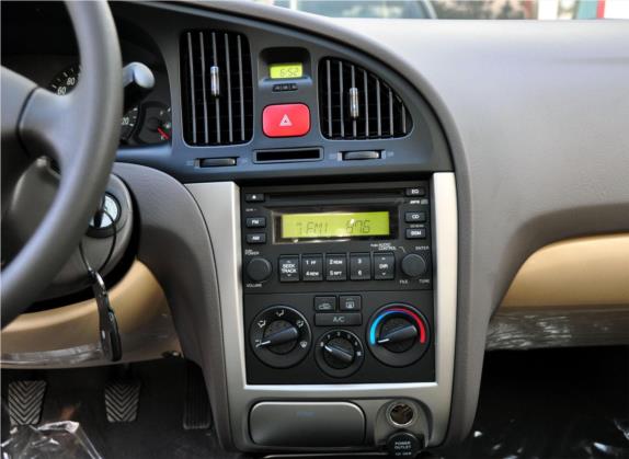 伊兰特 2011款 1.6L 手动舒适型 中控类   中控台