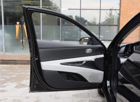 伊兰特 2021款 1.5L CVT TOP旗舰版 车厢座椅   前门板