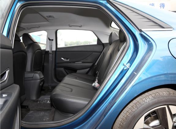 伊兰特 2021款 1.5L CVT GLX精英版 车厢座椅   后排空间