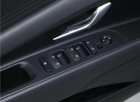 伊兰特 2022款 1.5L CVT GLS领先版 车厢座椅   门窗控制