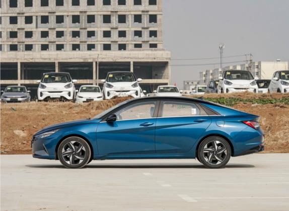 伊兰特 2022款 1.5L CVT TOP旗舰版 外观   正侧