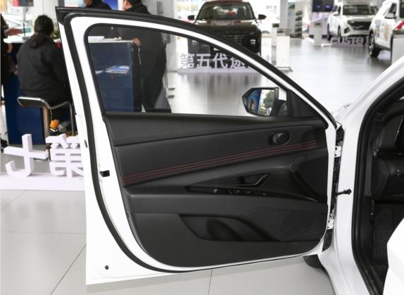 伊兰特 2022款 240TGDi DCT GLX精英版 车厢座椅   前门板