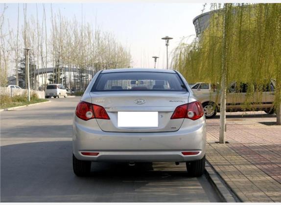 悦动 2008款 1.6L MT GLS 外观   正后