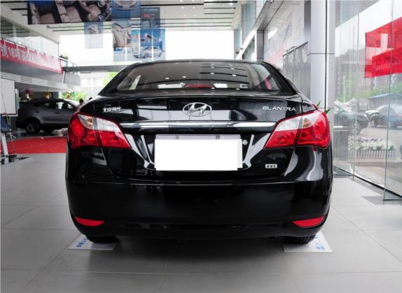 悦动 2011款 1.6L 手动舒适型 外观   正后