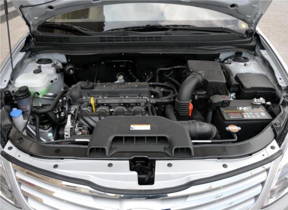 悦动 2011款 1.6L 自动豪华型 其他细节类   发动机舱