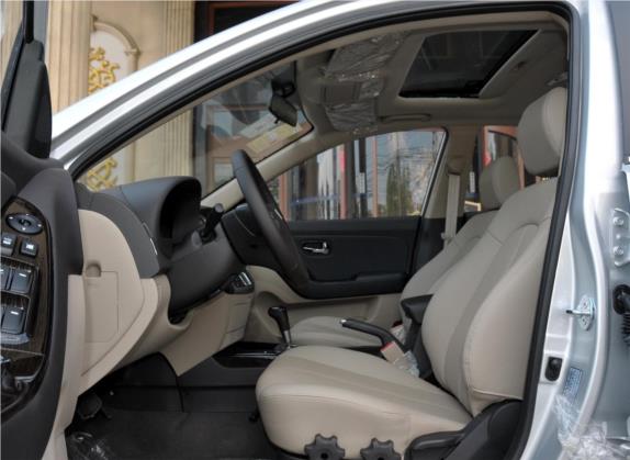 悦动 2011款 1.6L 自动豪华型 车厢座椅   前排空间