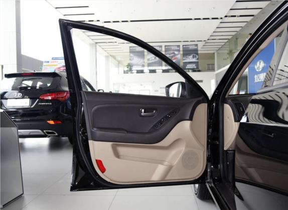 悦动 2015款 1.6L 自动舒适型 车厢座椅   前门板