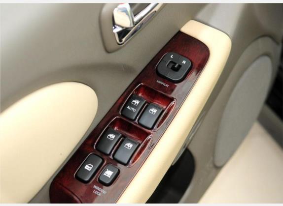 名驭 2009款 2.0L 自动尊贵版GL 车厢座椅   门窗控制