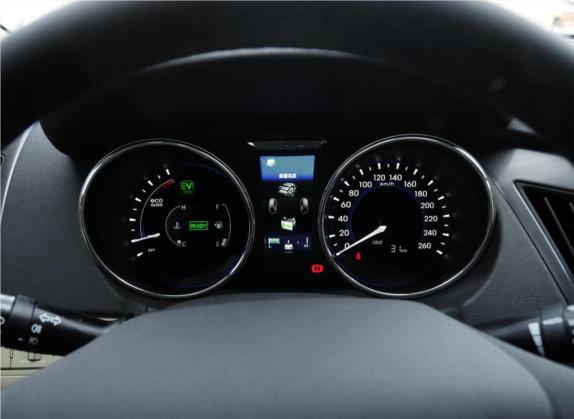 索纳塔(进口) 2014款 2.0L Hybrid 中控类   仪表盘