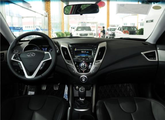 Veloster飞思 2011款 1.6L 手动豪华版 中控类   中控全图