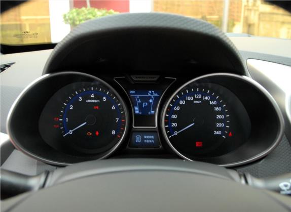 Veloster飞思 2011款 1.6L 自动旗舰版 中控类   仪表盘