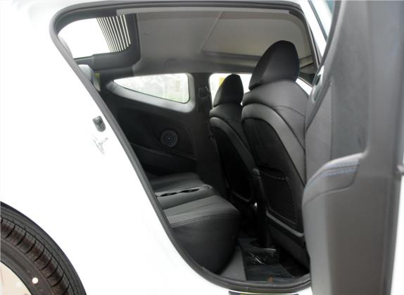 Veloster飞思 2012款 1.6T 自动豪华版 车厢座椅   后排空间