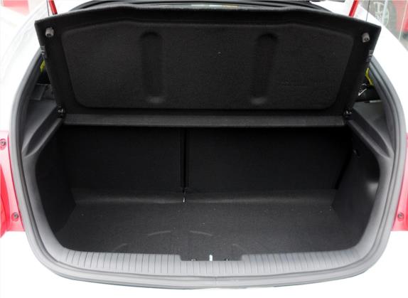 Veloster飞思 2012款 1.6T 自动豪华版 车厢座椅   后备厢