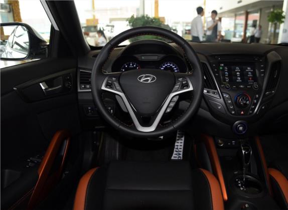 Veloster飞思 2015款 1.6T 自动豪华版 中控类   驾驶位