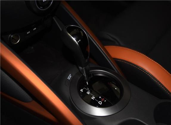 Veloster飞思 2015款 1.6T 自动豪华版 中控类   挡把