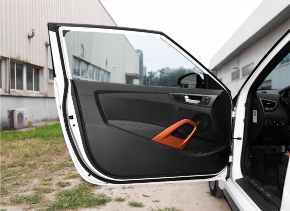 Veloster飞思 2015款 1.6T 自动旗舰版 车厢座椅   前门板